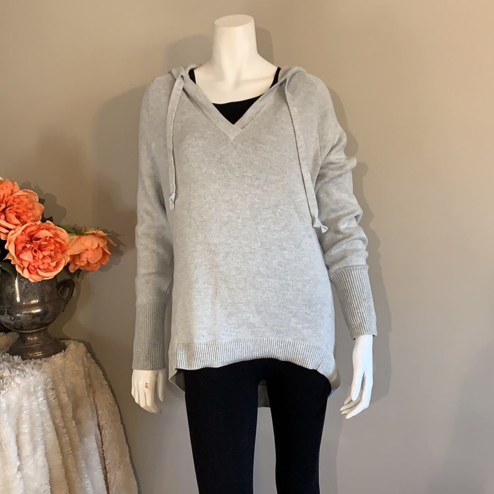 Aspen grey pullover sweater small